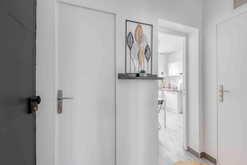 Appartement Cosy I Proche De La Porte De Versailles Paris Малакоф Екстериор снимка